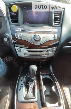 Внедорожник / Кроссовер Infiniti JX35 2012 в Полтаве