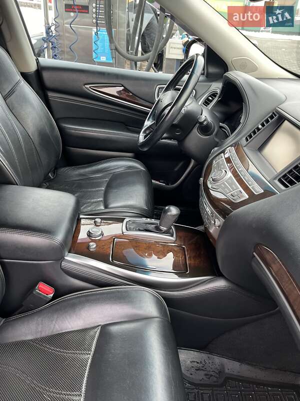 Позашляховик / Кросовер Infiniti JX35 2013 в Києві
