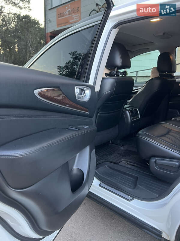 Внедорожник / Кроссовер Infiniti JX35 2013 в Киеве