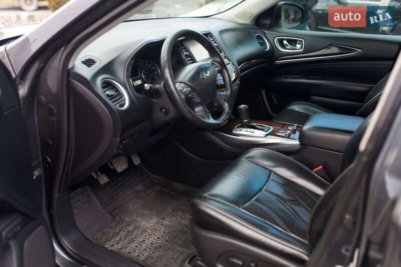 Позашляховик / Кросовер Infiniti JX35 2013 в Хусті