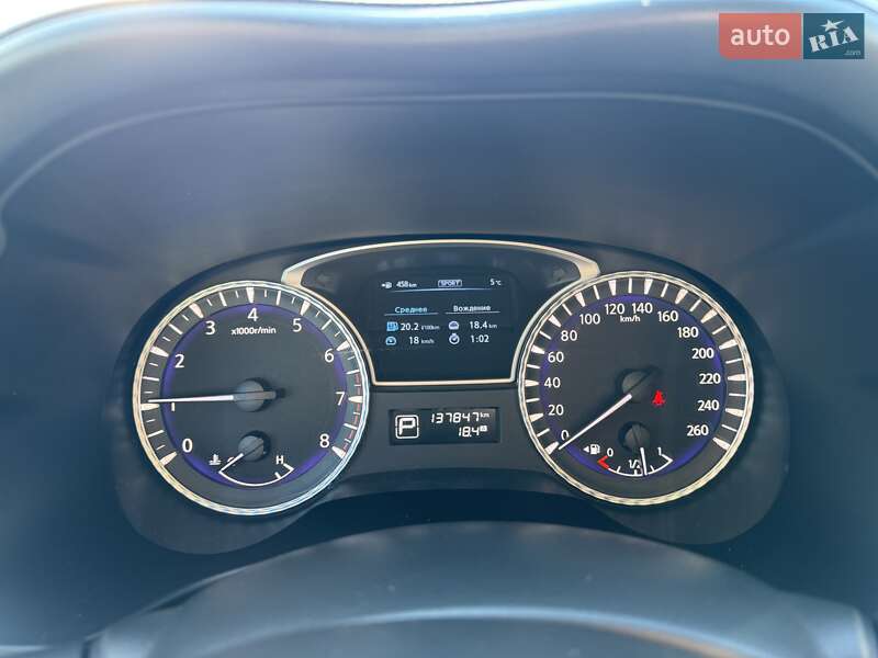 Позашляховик / Кросовер Infiniti JX35 2013 в Києві