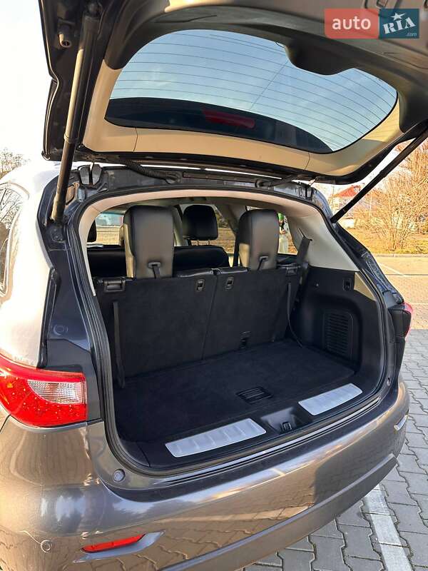 Внедорожник / Кроссовер Infiniti JX35 2012 в Одессе