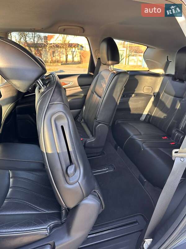 Внедорожник / Кроссовер Infiniti JX35 2012 в Одессе