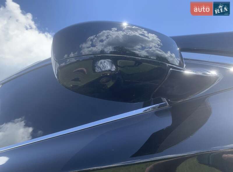 Позашляховик / Кросовер Infiniti JX35 2013 в Полтаві