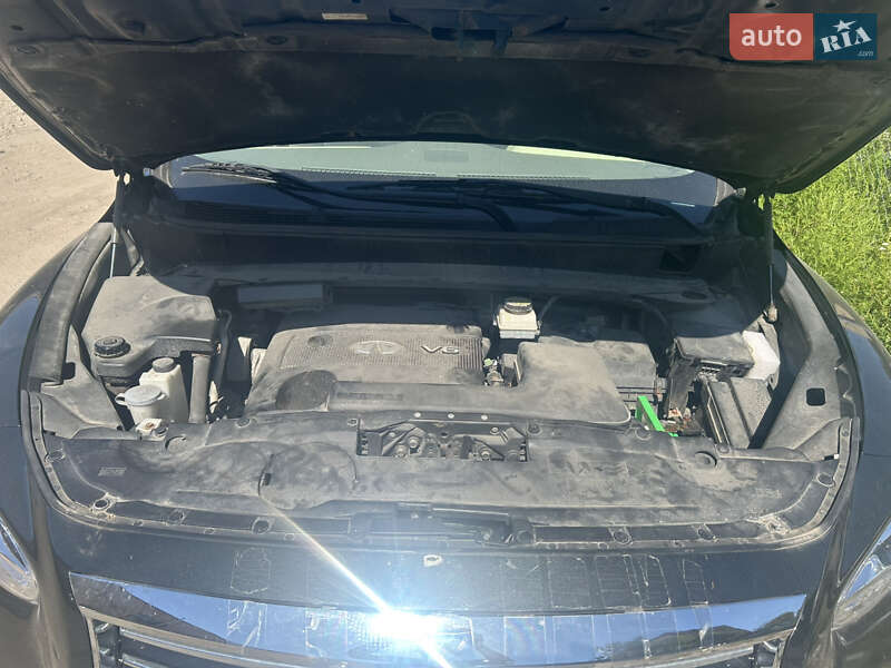 Внедорожник / Кроссовер Infiniti JX35 2013 в Киеве