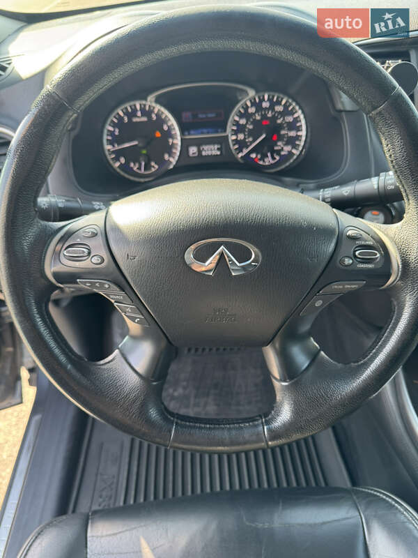Позашляховик / Кросовер Infiniti JX35 2013 в Львові