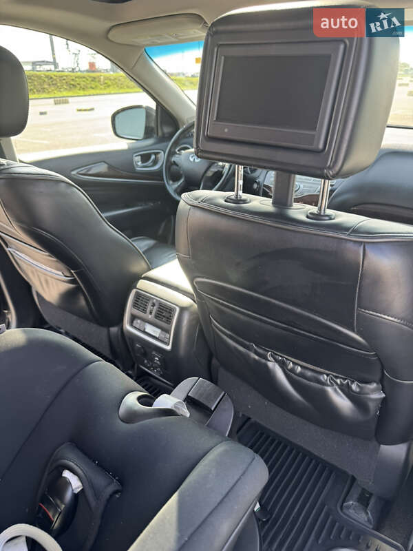 Позашляховик / Кросовер Infiniti JX35 2013 в Львові