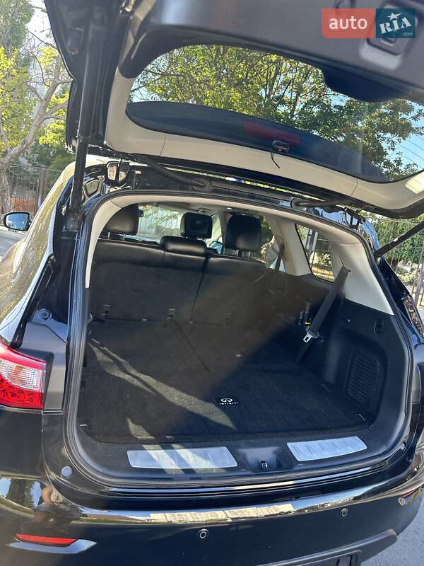 Позашляховик / Кросовер Infiniti JX35 2012 в Одесі