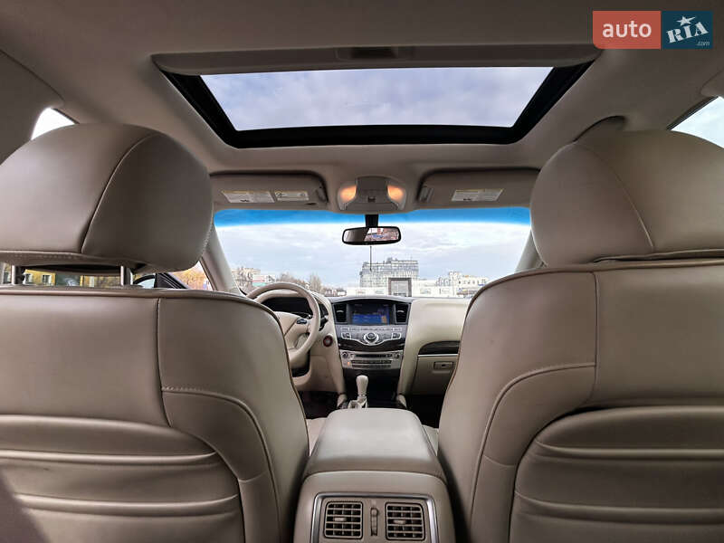 Внедорожник / Кроссовер Infiniti JX35 2013 в Житомире