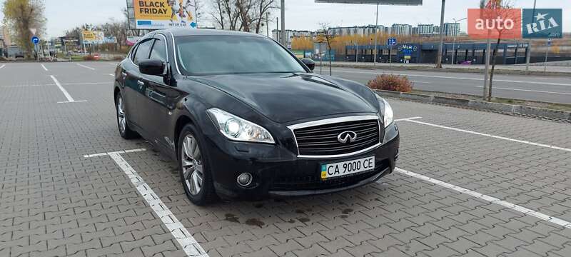 Седан Infiniti M25 2012 в Киеве