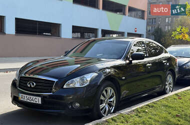 Седан Infiniti M25 2012 в Днепре Седан Infiniti M25 2012 в Днепре