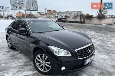 Седан Infiniti M25 2011 в Києві