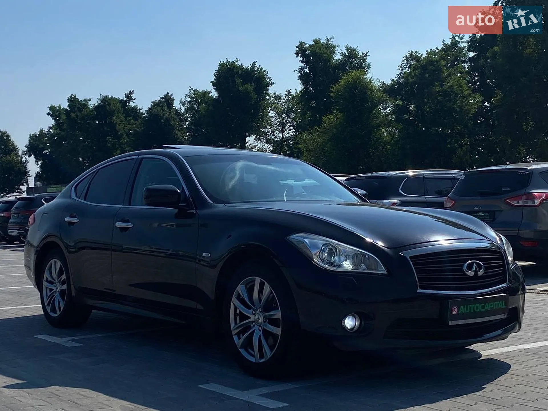2011 Infiniti M - мініатюра 11