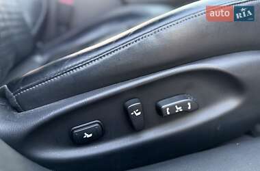 Седан Infiniti M30 2010 в 