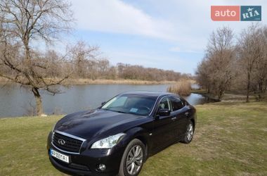 Седан Infiniti M30 2011 в Запорожье