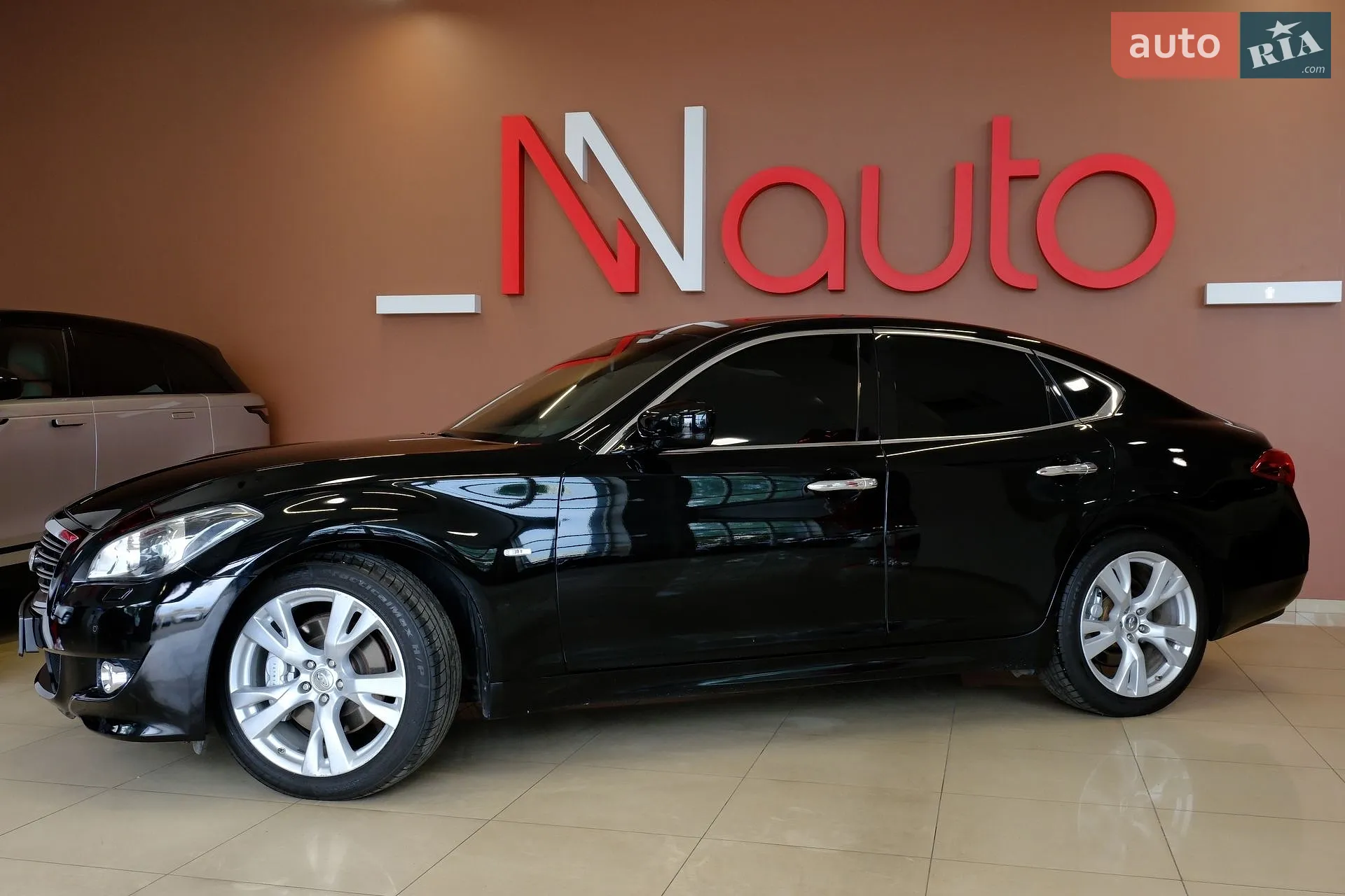 2013 Infiniti M - мініатюра 11