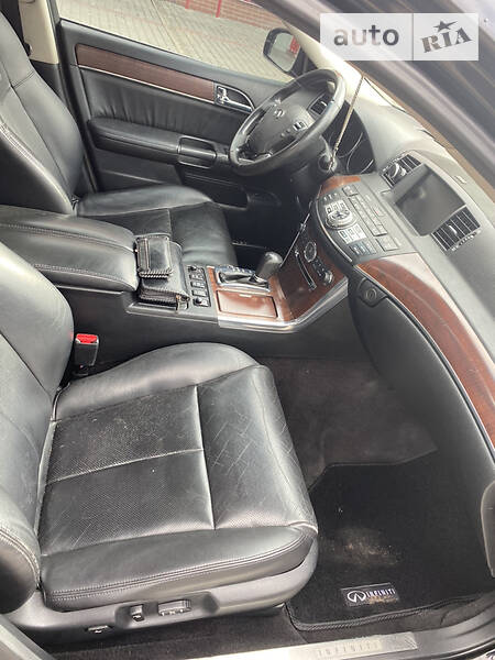Седан Infiniti M35 2008 в Трускавці