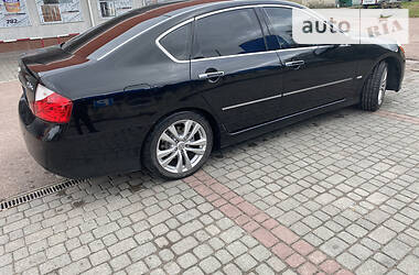 Седан Infiniti M35 2008 в Трускавці