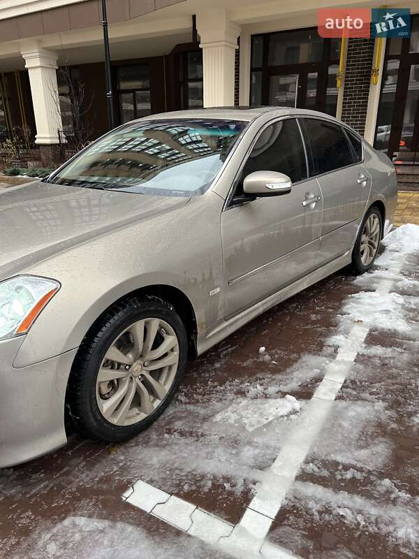 Седан Infiniti M35 2008 в Киеве