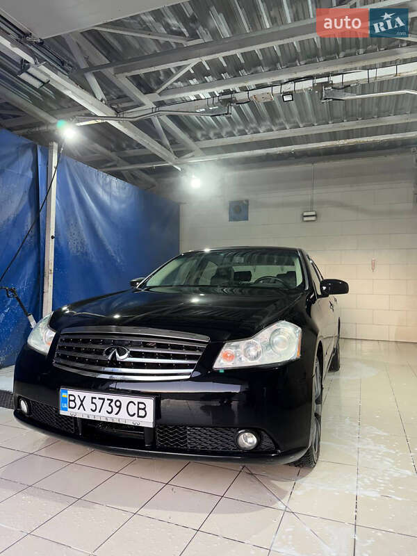 Седан Infiniti M35 2007 в 