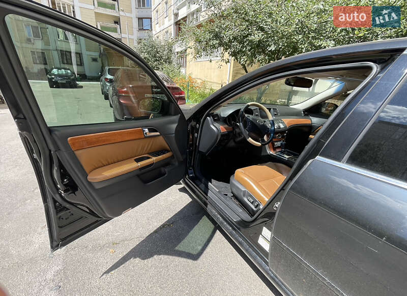 Седан Infiniti M35 2006 в Києві