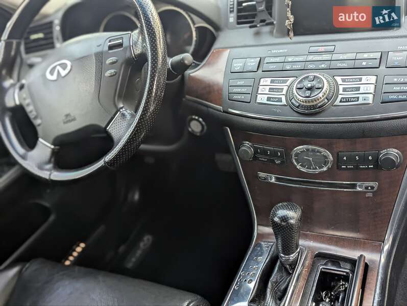 Седан Infiniti M35 2008 в Трускавці
