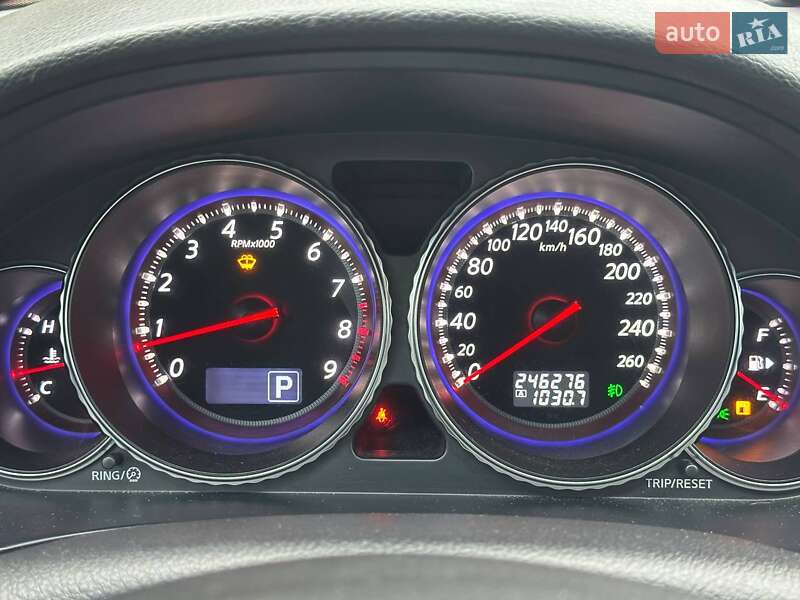 Седан Infiniti M35 2010 в Киеве