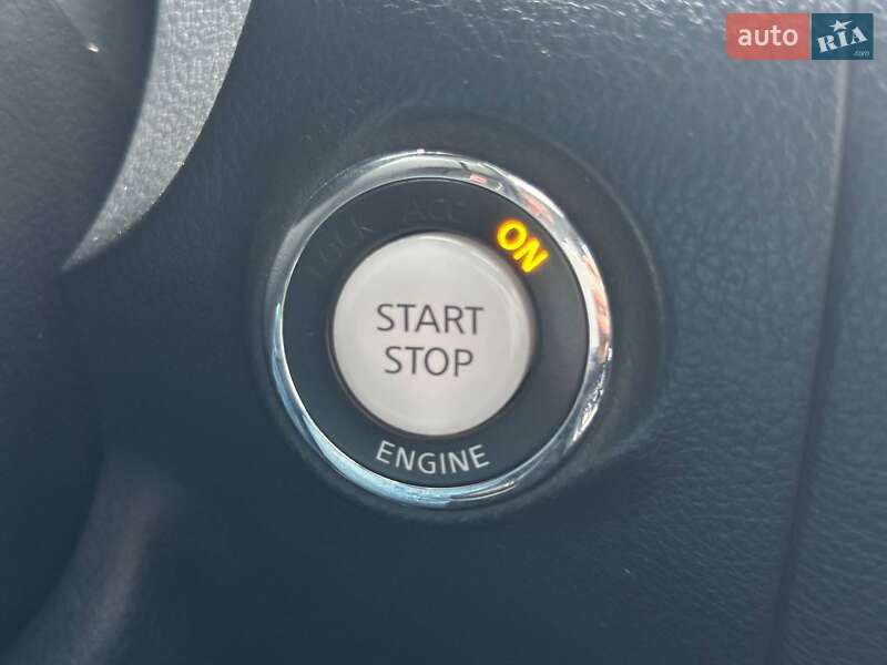 Седан Infiniti M35 2010 в Киеве