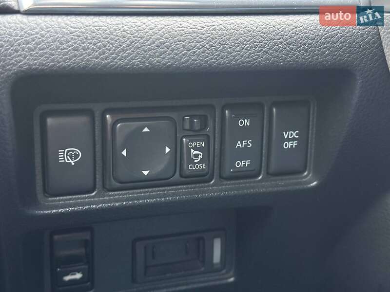 Седан Infiniti M35 2010 в Киеве