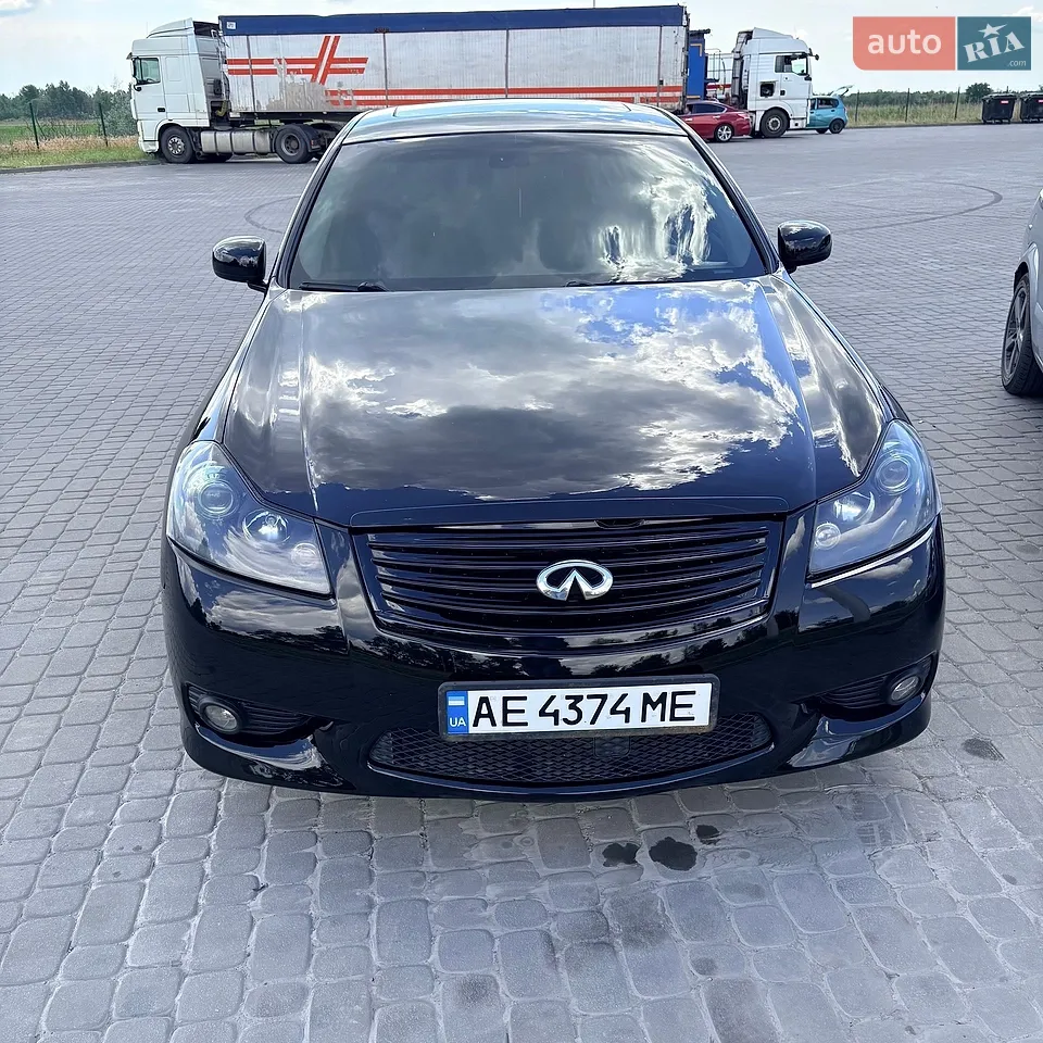 2011 Infiniti M - мініатюра 25