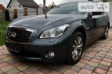 Седан Infiniti M37 2013 в 