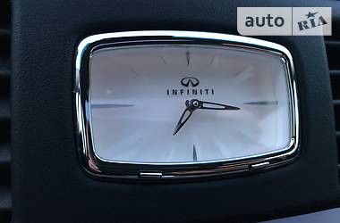 Седан Infiniti M37 2013 в 