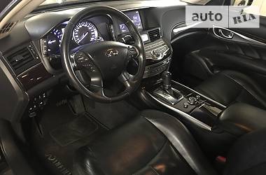 Седан Infiniti M37 2013 в 