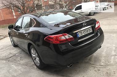 Седан Infiniti M37 2013 в 