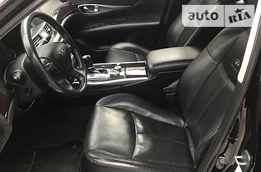 Седан Infiniti M37 2013 в 