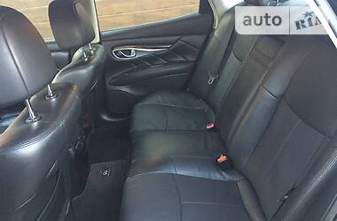 Седан Infiniti M37 2012 в Борисполі