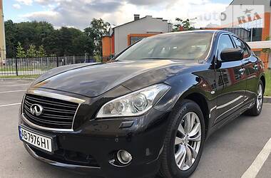 Седан Infiniti M37 2013 в 