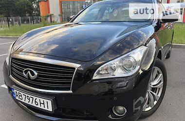 Седан Infiniti M37 2013 в 