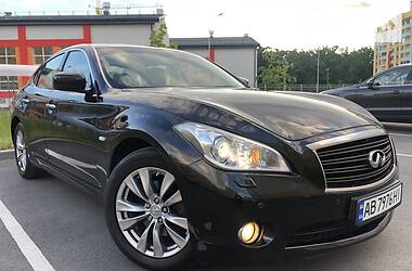 Седан Infiniti M37 2013 в 