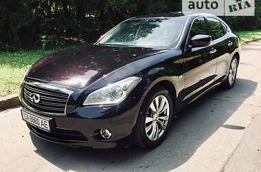 Седан Infiniti M37 2013 в 