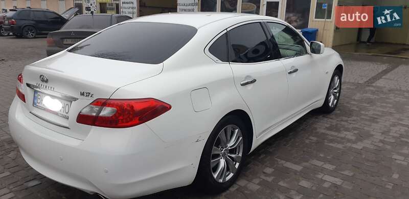 Седан Infiniti M37 2011 в Одессе