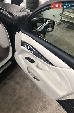 Седан Infiniti M37 2011 в Киеве