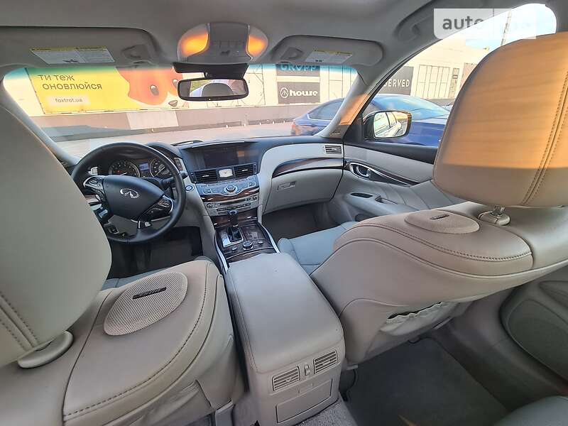 Седан Infiniti M37 2010 в Киеве