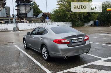 Седан Infiniti M37 2013 в 