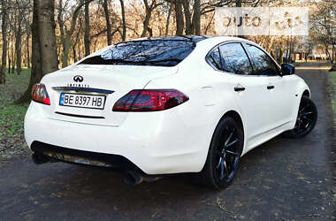 Седан Infiniti M37 2013 в 