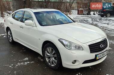 Седан Infiniti M37 2013 в Киеве