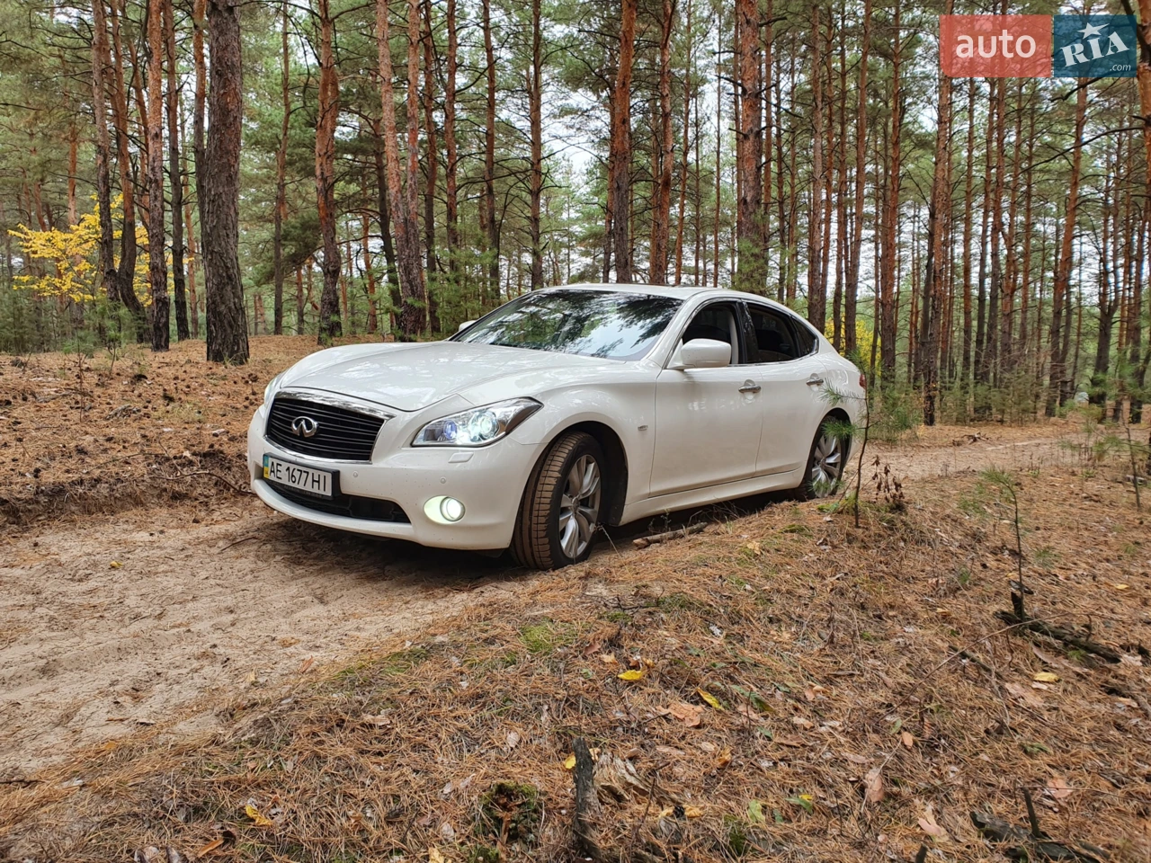 2011 Infiniti M - мініатюра 7