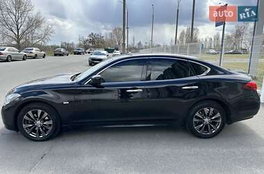 Седан Infiniti M37 2011 в 