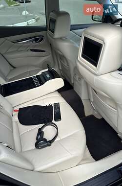 Седан Infiniti M37 2011 в 
