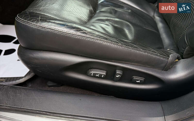 Седан Infiniti M37 2010 в Мукачевому
